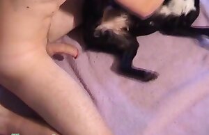 Người phụ nữ Mỹ gốc Phi tham gia vào các câu chuyện khiêu dâm có chủ đề về chó