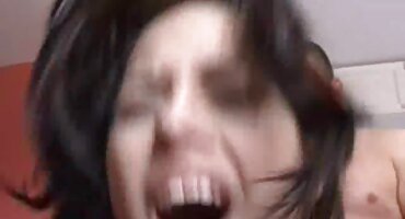 china3x sex Ông qhimset thúc đẩy một cô gái xinh đẹp để quan hệ tình dục.